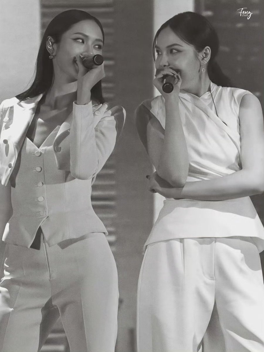 Feng_lmsy's tweet image. Our secret deal👂🏻
#LMSY #ลูกหมีซอนญ่า
#LMlookmhee #SonyaSaranphat