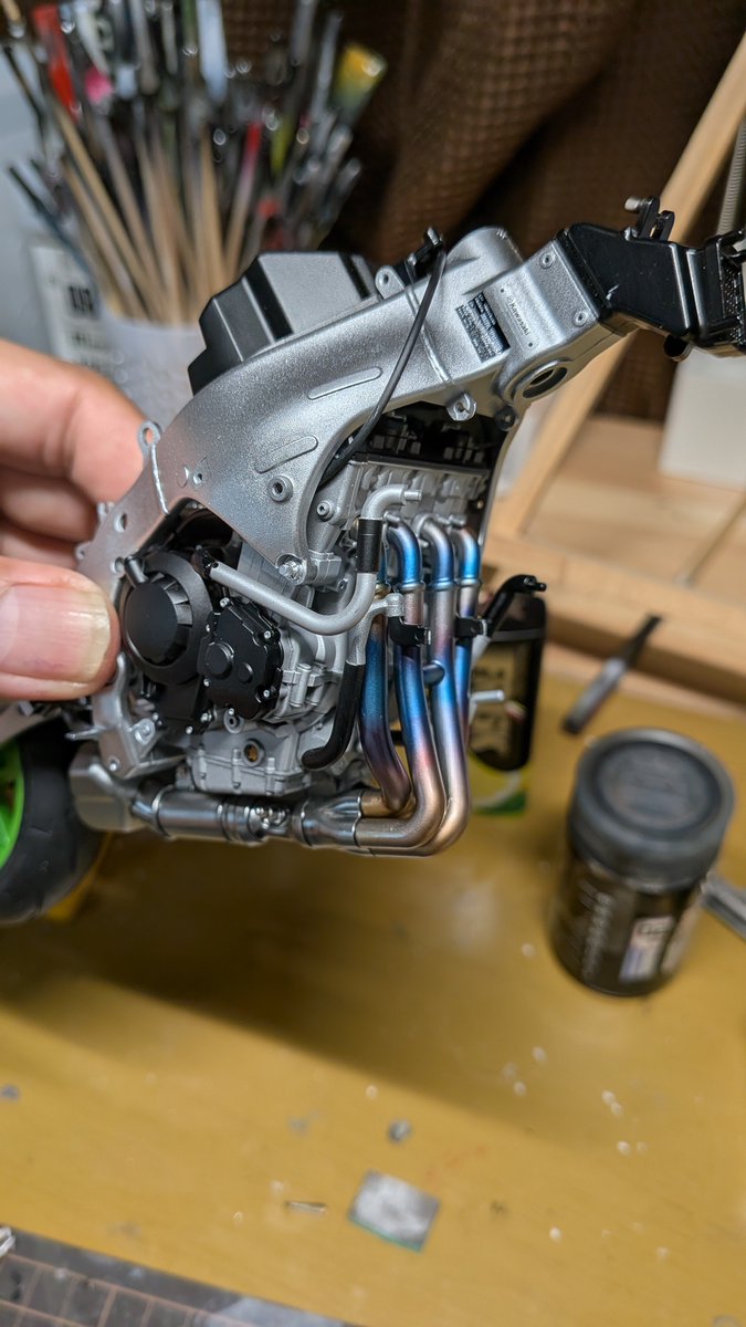 MASAMETAL17's tweet image. MENGMODEL ZX10R進捗
マフラー塗装とエキパイ焼け表現しました
＃MENGMODEL
#zx10r 
#バイクプラモ盛り上げ隊