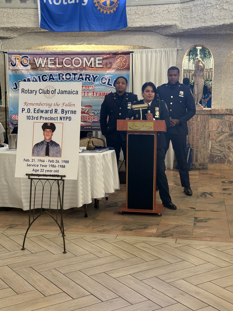 Congratulations to our 102 Precinct Cops of the Month! 

Their quick response and strong teamwork led to the arrest of a burglary suspect, protecting our community and earning them this well-deserved recognition.