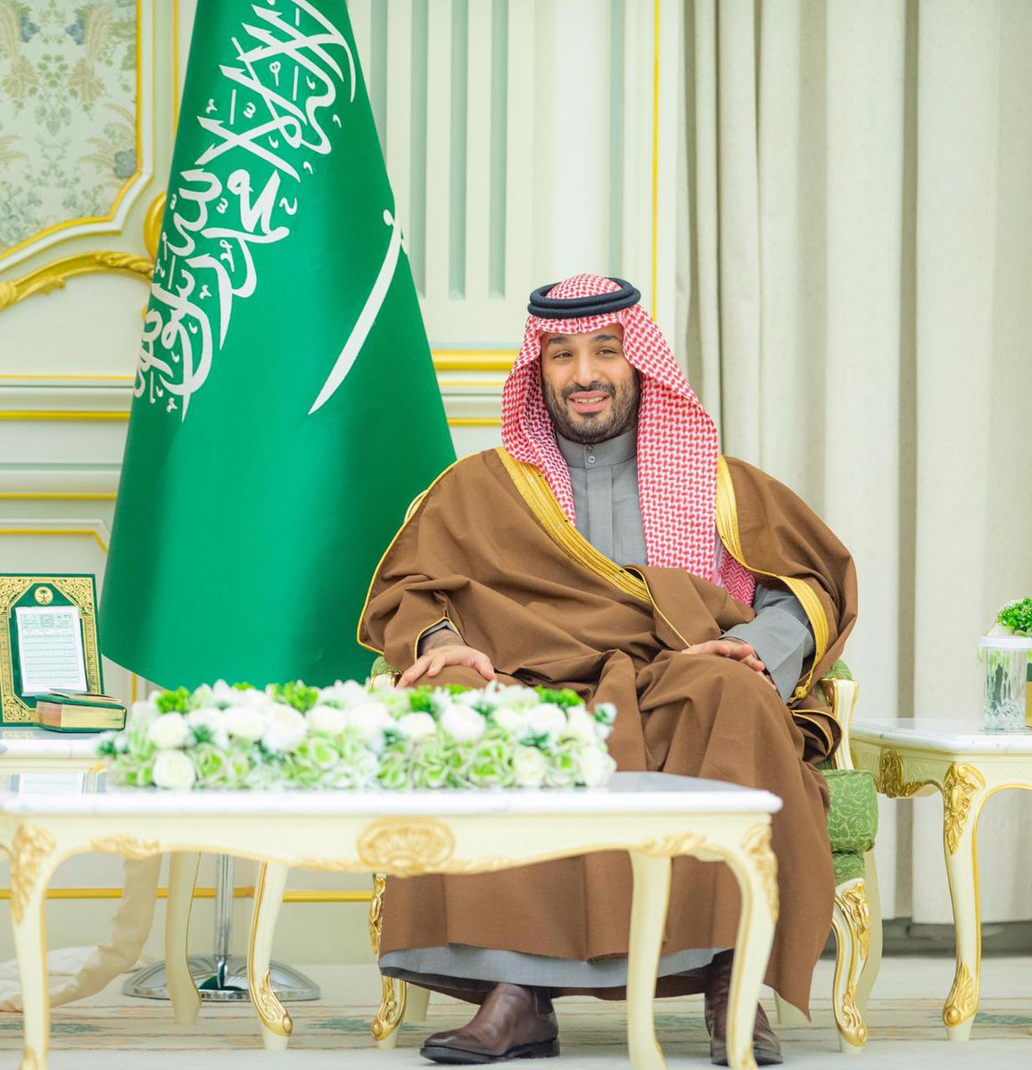 عاجل :

لأول مرة في تاريخ العاصمة #الرياض..

ولي العهد يوجه بإجراءات حازمة وصارمة اعتبارًا من اليوم لمواجهة ارتفاع أسعار الإيجارات السكنية والتجارية في #الرياض، ويثبّت قيمة الإيجارات من أجل المواطن واستقراره:

التفاصيل

👇👇

•إيقاف الزيادة السنوية لقيمة الأجرة الإجمالية في عقود