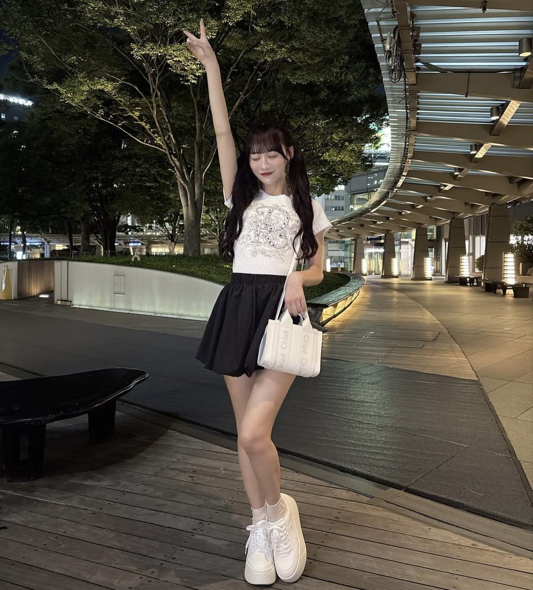 衣織ページ み れ い on X