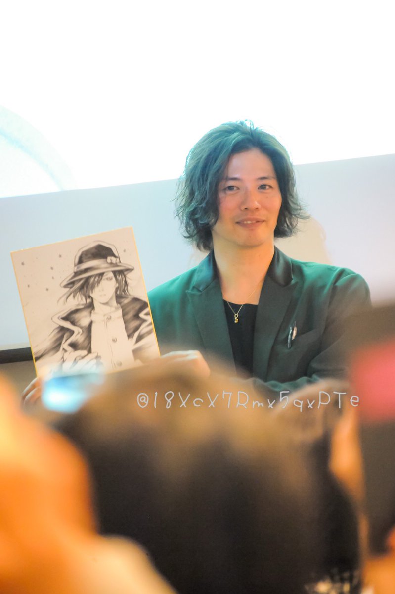 18XcX7Rmx5qxPTe's tweet image. #愛用レンズを画像付きで布教する
ニコンAF VR Zoom-Nikkor 80-400mm f4.5-5.6D ED
300より火力が欲しい時に使ってます。
ハーバーグリーティングとか。
めちゃ重い。(約1.4kg)
適度にぶち抜きたい時に重宝してます。
使いこなすために腕を鍛えようと思う。
