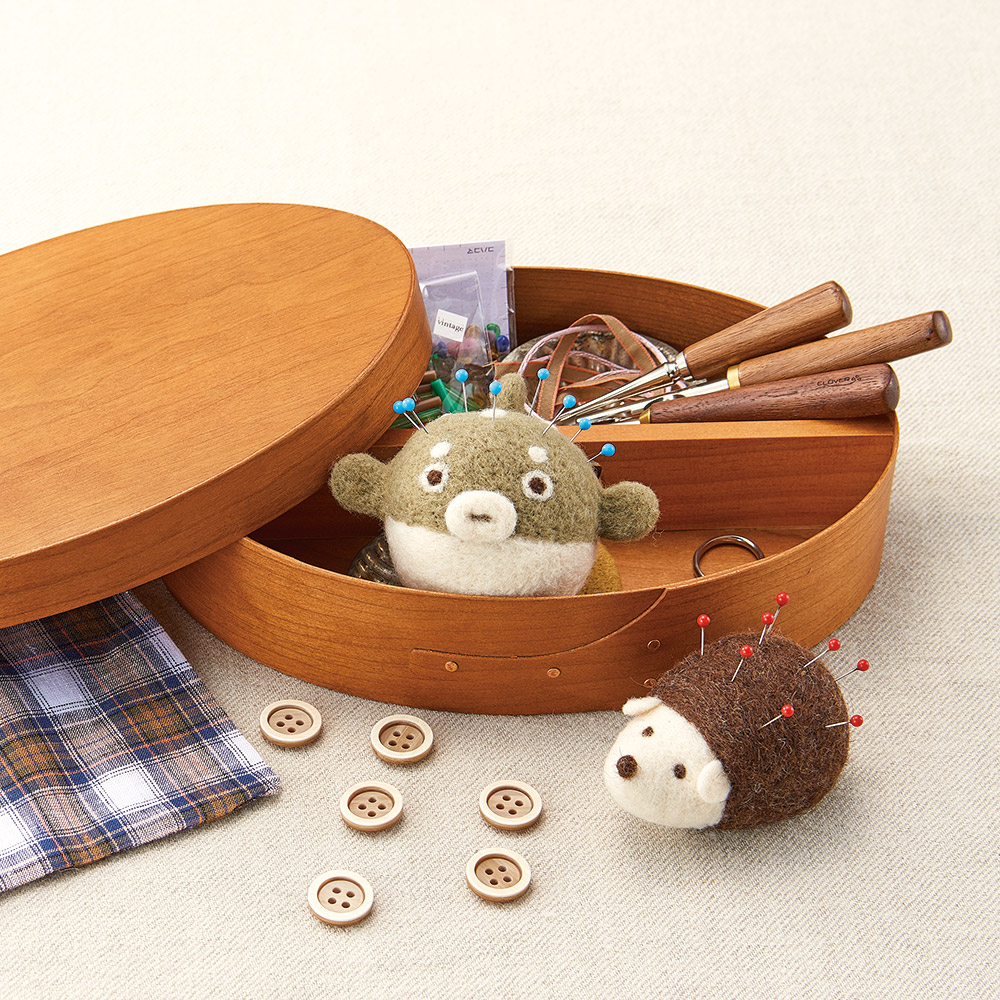 大きいのも実はあります🐡🦔！ 昨日ご紹介したミニミニピンクッション