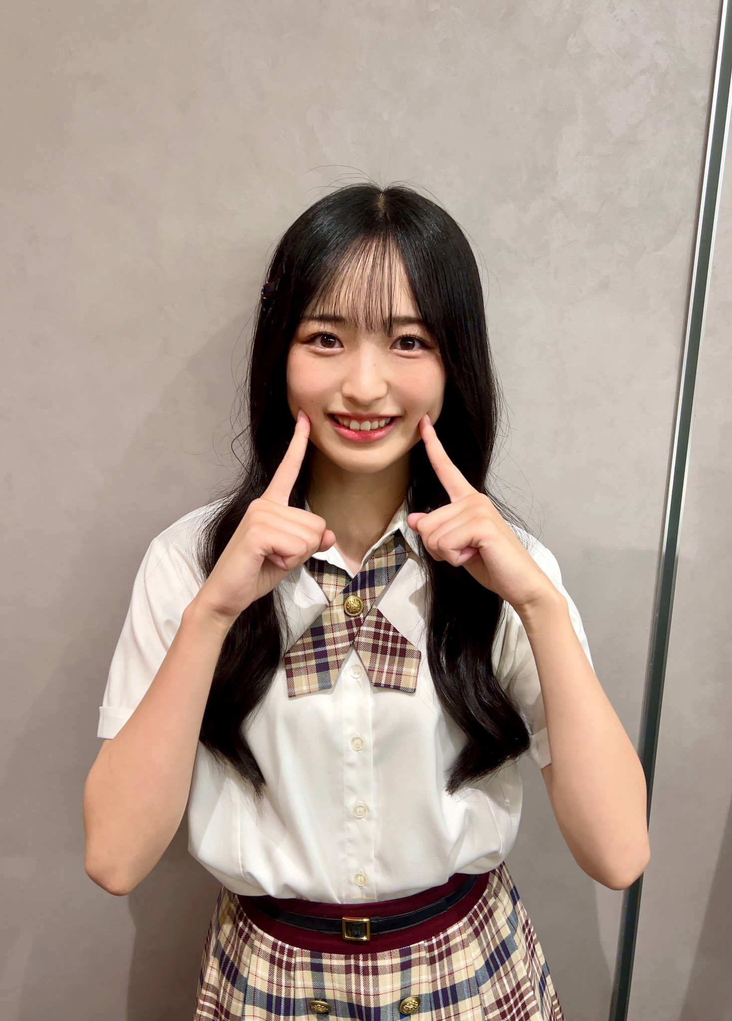 石山千尋さん NMB48 直筆サイン入り生写真 夏コン 赤背景 石山千尋さん NMB48 直筆サイン入り生写真 夏コン 赤背景 - メルカリ