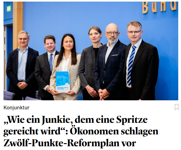 olk_julian's tweet photo. Kiel-Institut-Ökonom @StefanKooths hat mal wieder die auffälligste Metapher, und auch sonst war die heutige Vorstellung der neuen #Gemeinschaftsdiagnose eindrücklich: Sie sollte eine dringende Mahnung für die Bundesregierung sein. @handelsblatt 🧵1/5 https://t.co/hSFw21CIQN
