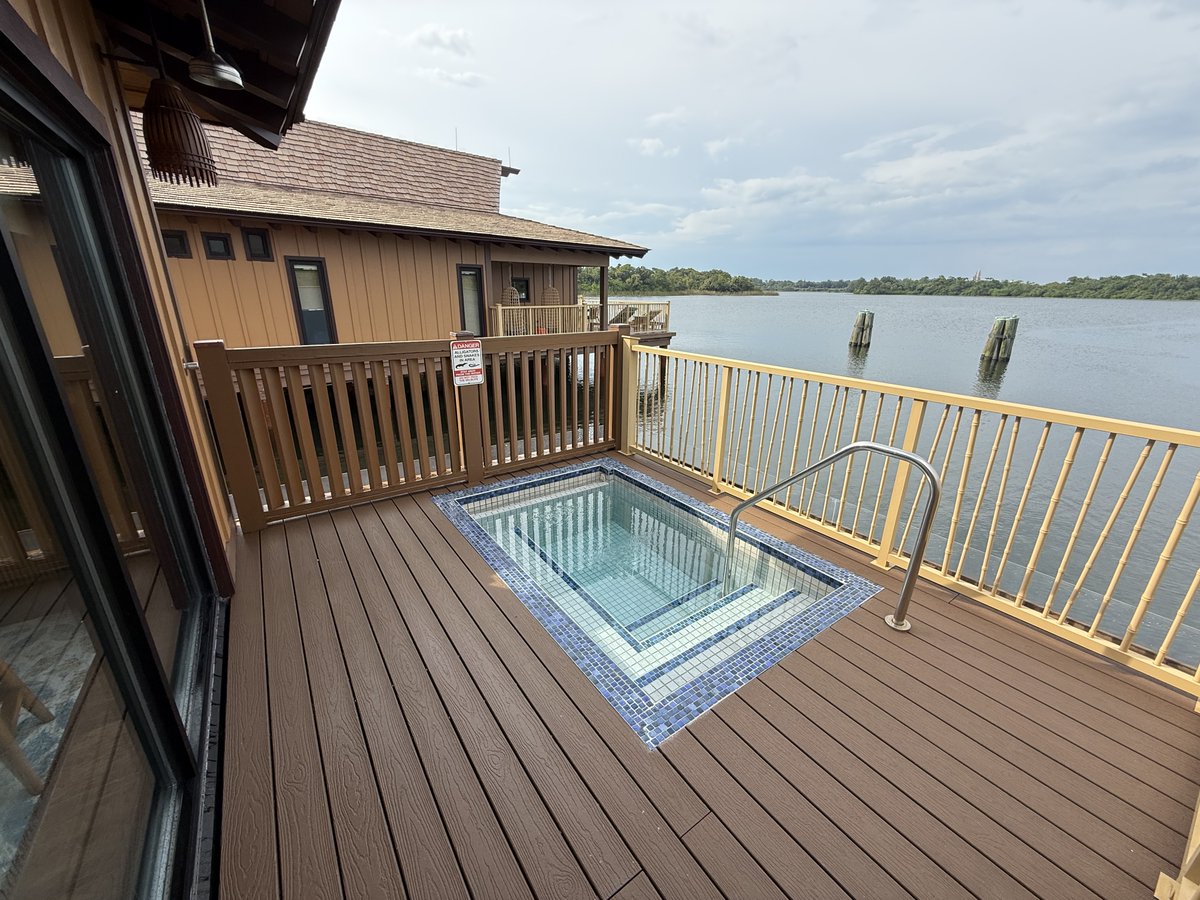 🌺 Ever dreamed of staying in a Polynesian Bungalow? 🌺

Join Amy as she takes you inside one of the most iconic (and expensive) stays at Walt Disney World — the Polynesian Bungalow at Disney’s Polynesian Villas &amp; Bungalows!

Private deck ✅
Plunge pool ✅
Fireworks views ✅