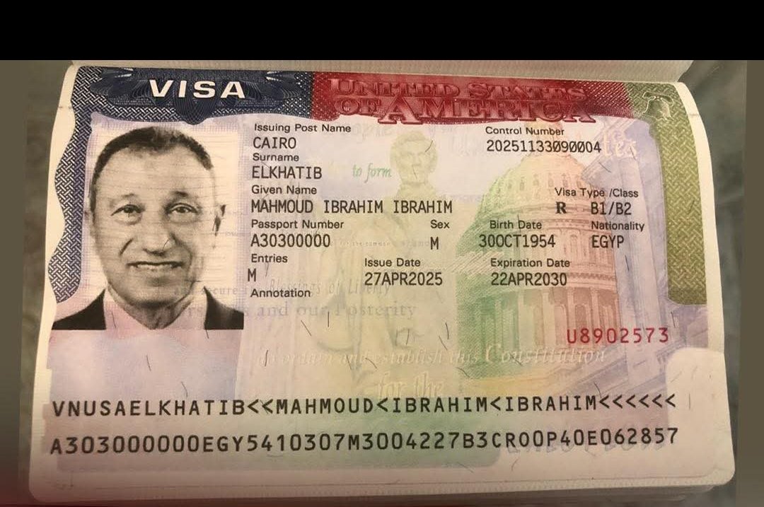 رساله إلي كلسون الإعلام منحت المتصابي الخطيب باذن الله هو رئيس الاهلي، وقول، خفافيش الظلام اللي، نفسهم يعقدوا علي، أي كرسي في، النادي ده بعد كم الجمعيه العمومية هاتقول كلمتها ومافيش دكر أي كان يقدر ينزل قدام بيبوا