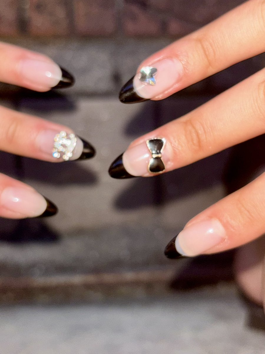 NINA (@lov3nina_) on Twitter photo 