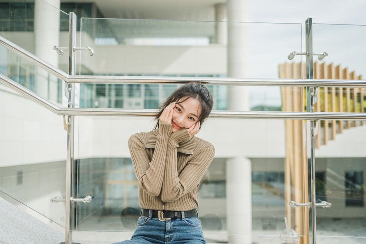 ᅠᅠ
📍 OEG Lobby

Kamis cerah kamis Indah, karena weekend 
sudah dekat 🤍
ᅠᅠ