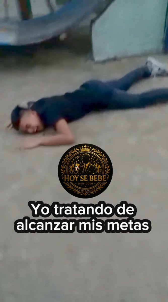 Corriendo tras mis sueños 2025 😂
VER VIDEO AQUI 👉🏻 facebook.com/share/r/1Eboxg…