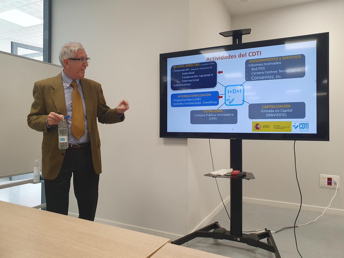 CDTI_innovacion's tweet image. 📸  Jornada sobre programas de trabajo y convocatorias para #TecnologíasDuales y #Aviación organizada por @CDTI_Innovacion junto a @GobAragon y @ClusterAERA hoy en #Zaragoza 👇

🔹 #AyudasCDTI
🔹 Oportunidades de #financiación en el #Clúster3 y en la Convocatoria 2025 Destination…