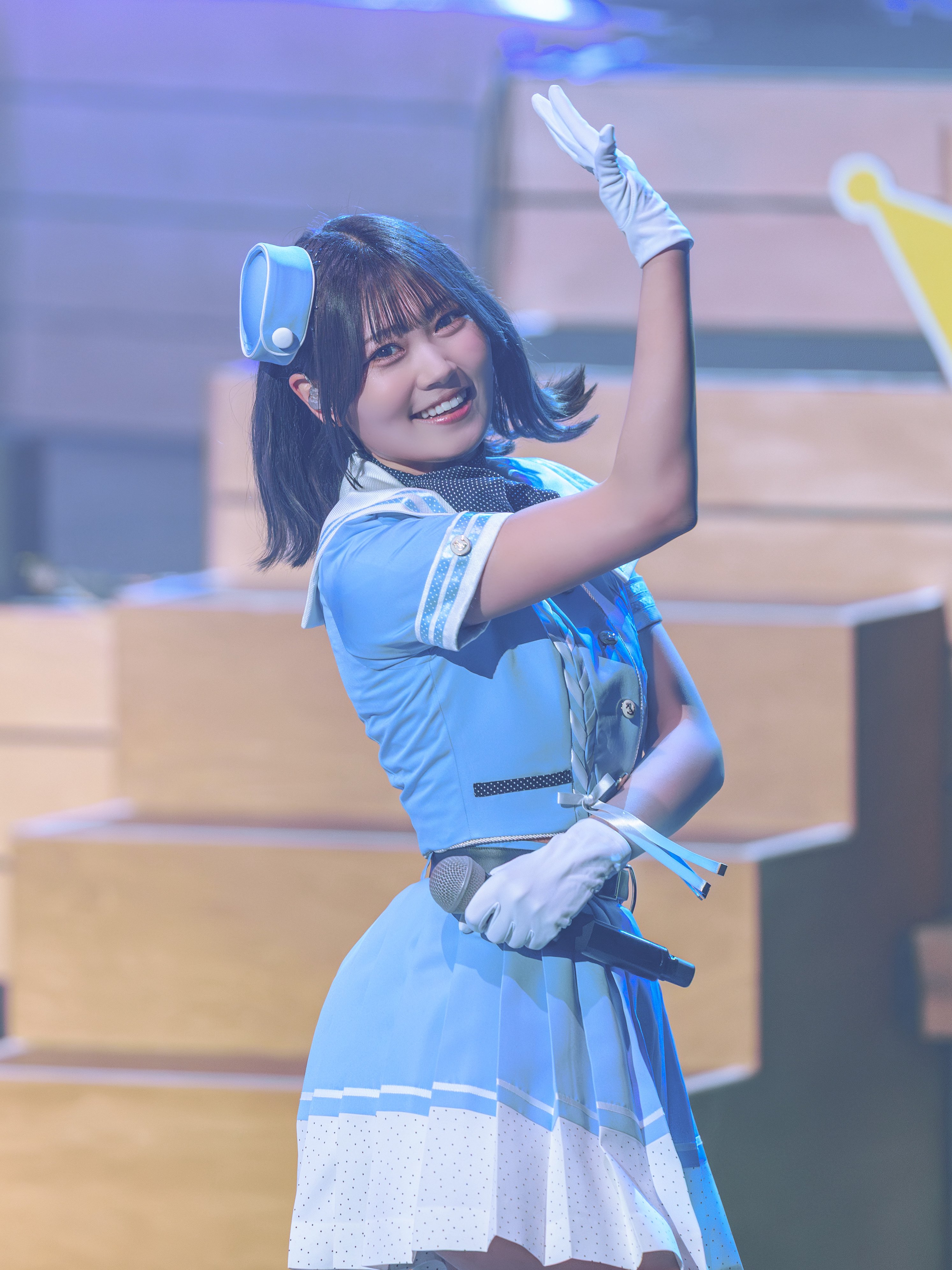 小澤愛実　ホールツアー2024衣装　ヨリ　直筆 小澤 愛実 (@ozawa_aimi__): 