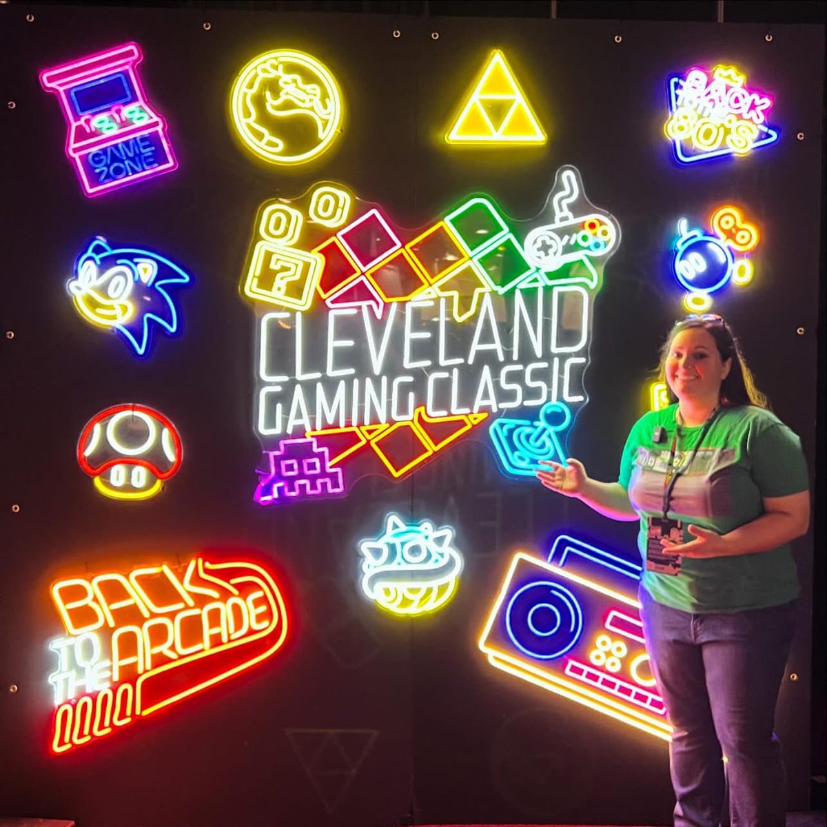 Such a fun time catching up with everyone! I’m always terrible at getting pictures! #videogames #gamerahmer #retrogaming #games #clevelandgamingclassic #gamer #gaming #gamingcommunity