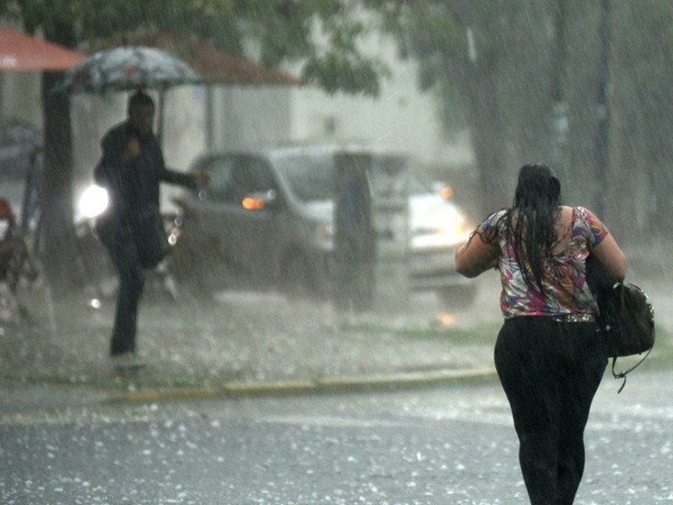 Onda tropical y vaguada provocarán aguaceros intensos en gran parte del país este jueves

larepublicapost.com/onda-tropical-…

#larepublicapost #ondatropical #vaguada #indomet #aguaceros