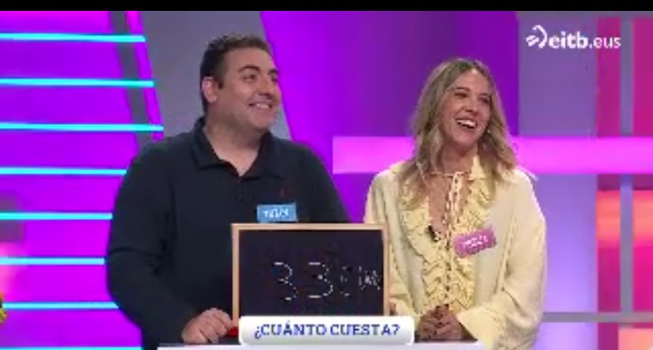 Venga venga, que en media hora empezamos, como ayer en @estonoesnormal_eitb os espero.
Os dejo el enlace del martes, así no os perdéis ninguno.
#tv #magotutan #risas #programatv 

eitb.eus/es/nahieran/es…