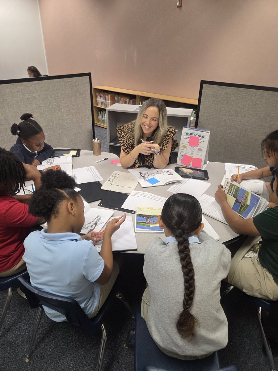 MatturroMEd's tweet image. Operation LiftOff 🚀 in  full effect @HicksTigers!! @martinez_stars @Sims_HicksMath @HicksTigersMath #Allhandsondeck 📚 📖 🧮