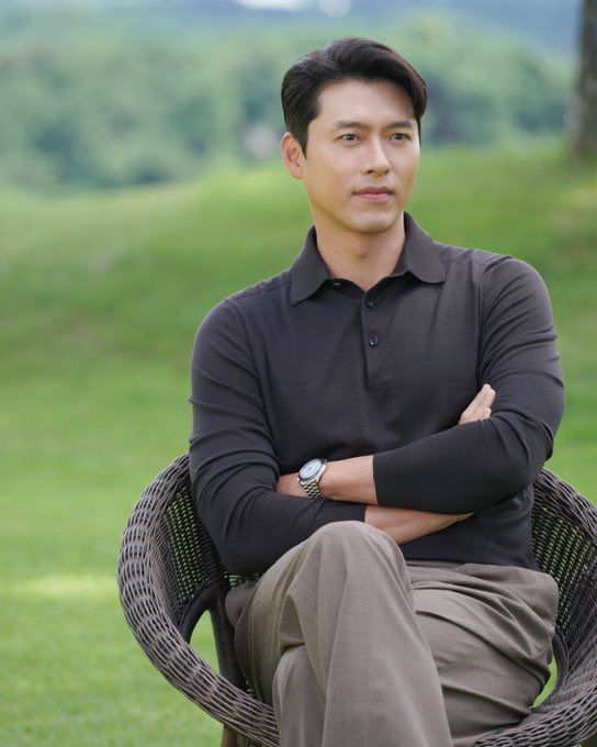 EdelweissPH_FC's tweet image. Happiest birthday to the greenest flag of them all. Your passion and love for all the things that you do inspire us everyday. We celebrate you today and always, Hyun Bin!💙 

#HyunBin  #ヒョンビン #현빈 #玄彬