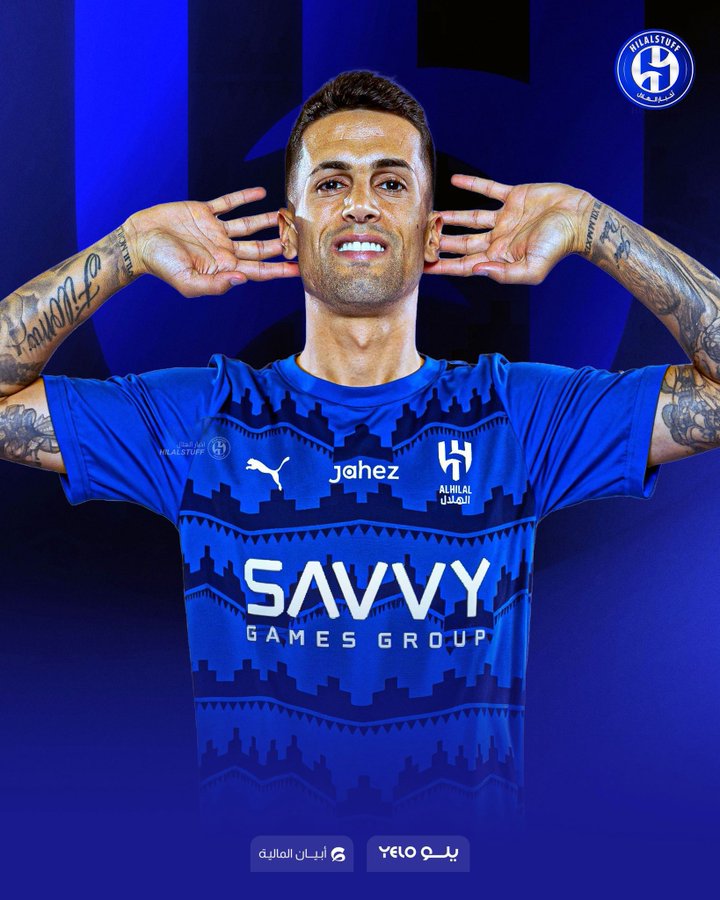 كانسيلو:

إلتزامي مع أحلامي ما يظنه الآخرون عني لا يهمني 

أنا مشغول جدًا في بناء قصتي الخاصة