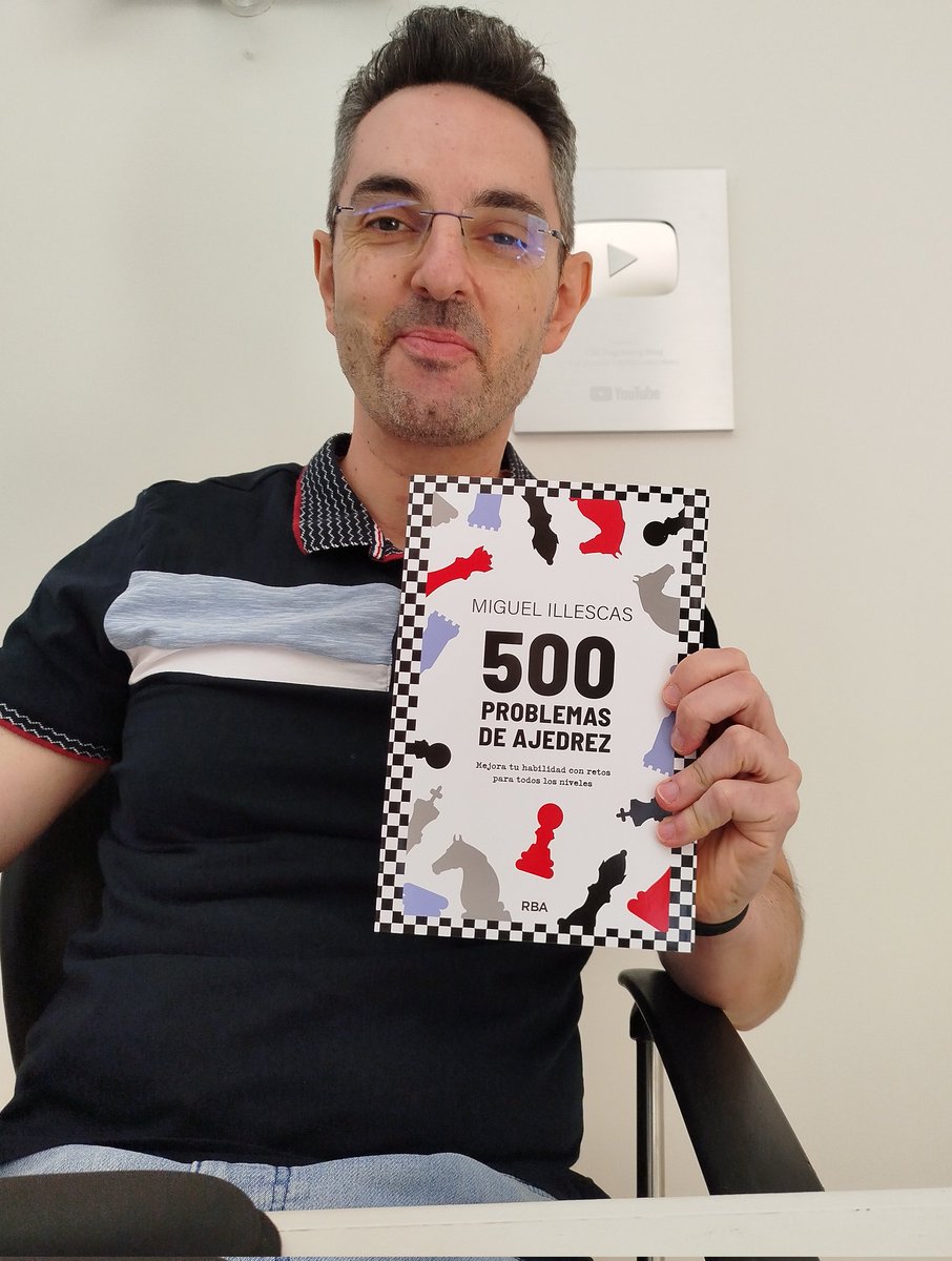 Me ha llegado el libro de <a href="/illescasmiguel/">Miguel Illescas</a> con 500 problemas de ajedrez de alto valor para cualquier aficionado al ajedrez. Muy bien documentado y divertido. ¡Os lo recomiendo!