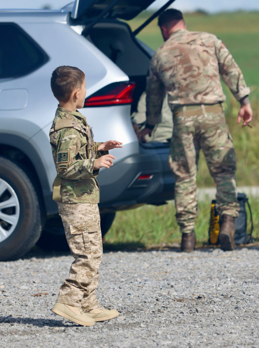 Thank you to all of the soldiers and families who came out today to our legion week jump.

#strengthandhonor #DeOpressoLiber #Legion #CaptureTheCulture