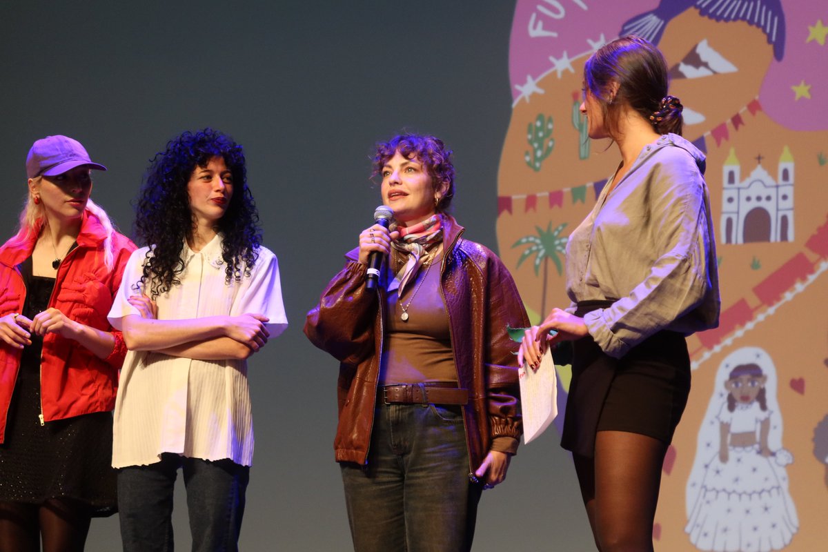 📢#DoloresFonzi, la directora de la película #Belén, afirmó hoy a <a href="/esibercine/">I B E R C I N E</a> en el <a href="/FestBiarritzAL/">Festival Biarritz Amérique Latine</a> 🇫🇷 sentirse “orgullosa, honrada y muy feliz” por la elección del filme para representar a la Argentina 🇦🇷 en los #Oscar2026. #cineargentino
👉 📰 ibercine.com/orgullo-honor-…