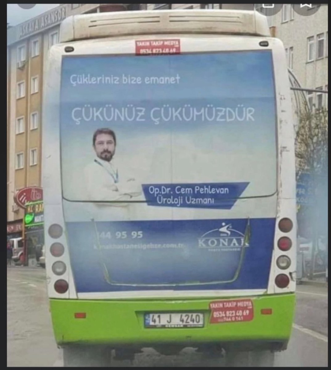 Dr Cem reklamın iyisi kötüsü olmaz demiş anlaşılan 😀 Diğer branşlar görmez umarım 😂😂