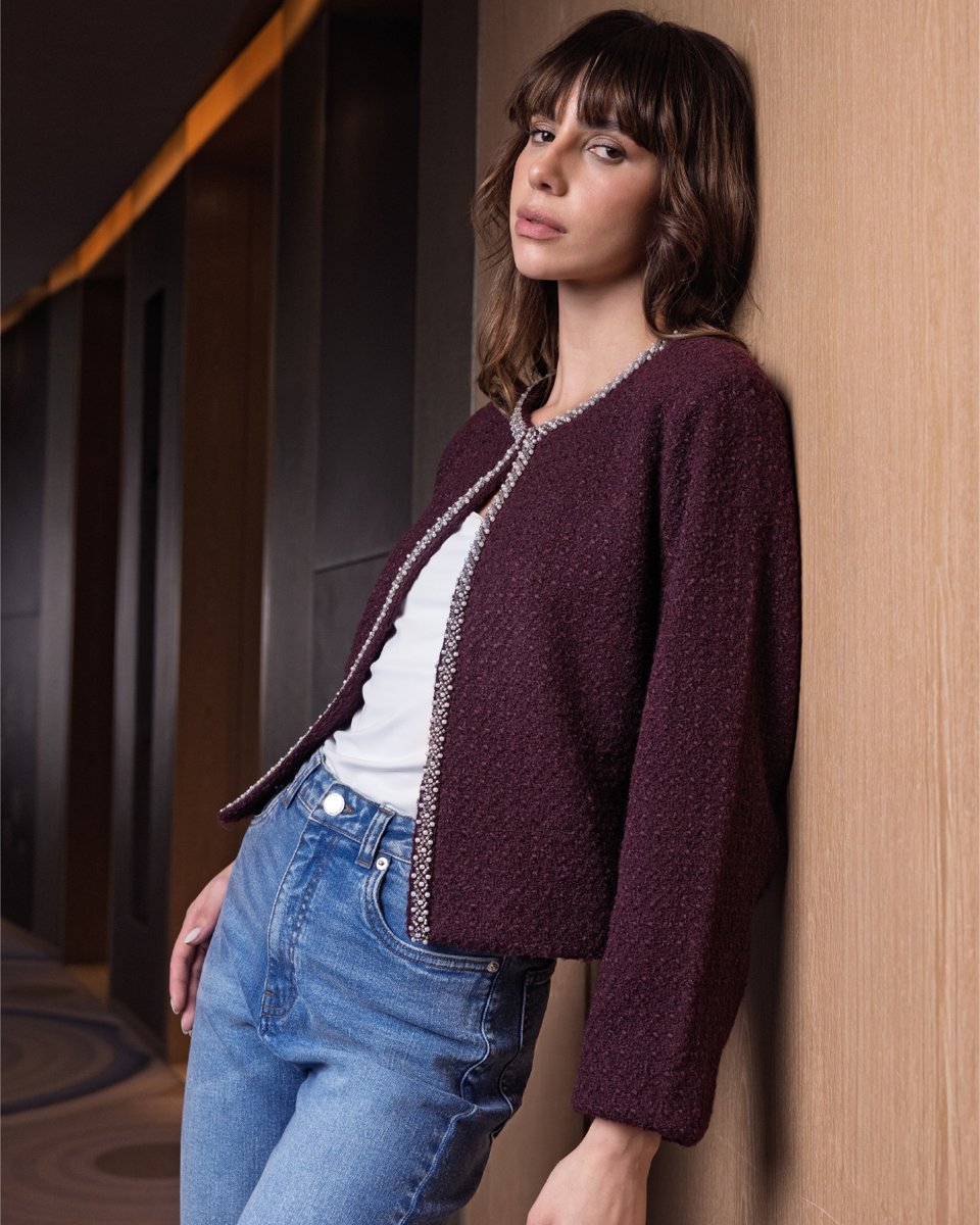 maxfashionMENA's tweet image. A little floral, a lot of denim, and a whole lot of burgundy. 🫶🏼
Mix, match, and make it your own.

New Collection now live at stores and online.

#MaxFashion #FallStyle #FallWardrobe #SeasonOfStyle #EffortlessChic #OOTDFall #LuxuryLooks
