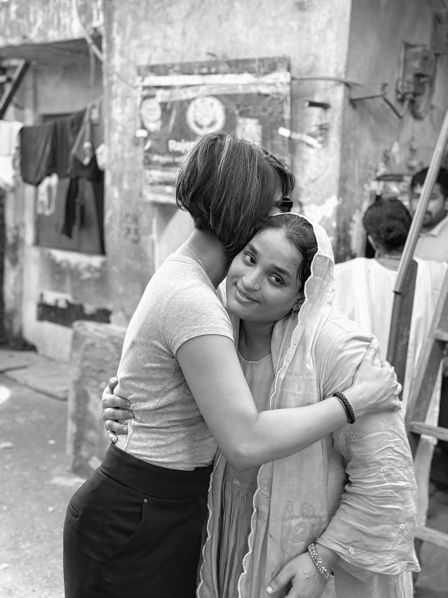 GyansetuF95124's tweet image. Back in the city &amp;amp; right into what I love most 💫😇

P.S- Groundwork in action 

.
#Djgouri #workmode #gyansetufoundation #purposedriven #fieldwork #skills #gyansetu #happiness #gyansetubydjgouri #rituals #metime