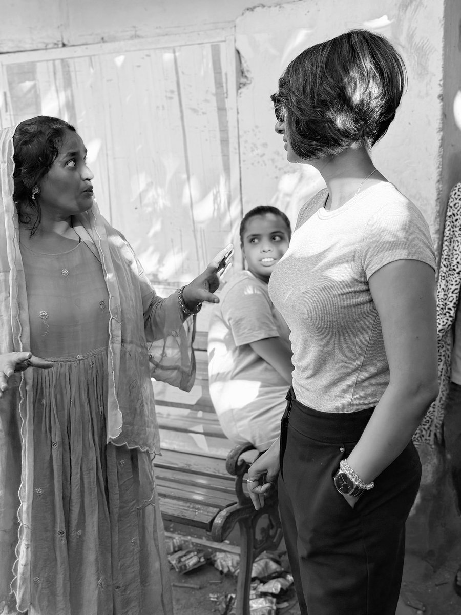 GyansetuF95124's tweet image. Back in the city &amp;amp; right into what I love most 💫😇

P.S- Groundwork in action 

.
#Djgouri #workmode #gyansetufoundation #purposedriven #fieldwork #skills #gyansetu #happiness #gyansetubydjgouri #rituals #metime