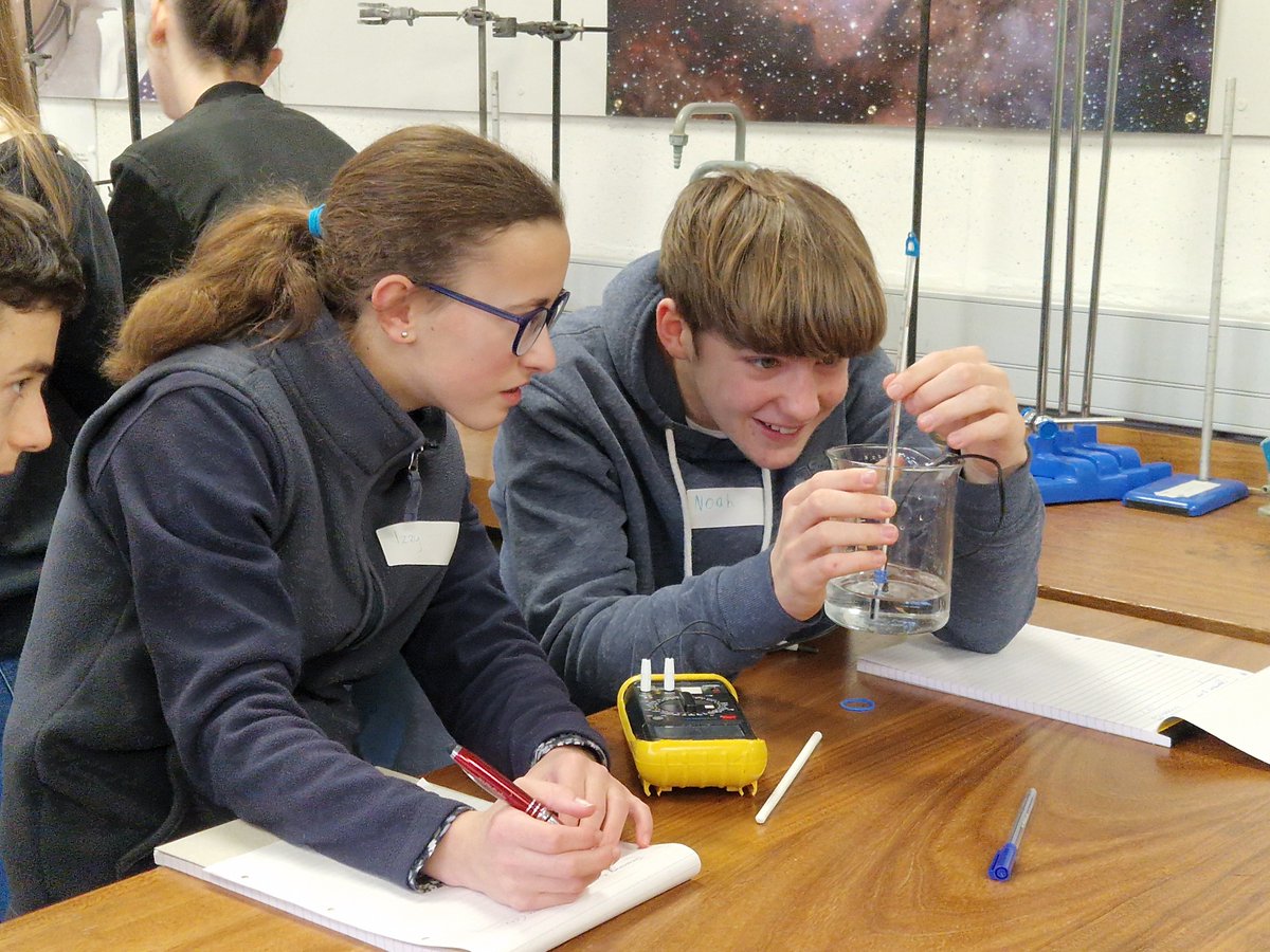 ShrewsburySch's tweet image. We’re excited to welcome a new cohort of Yr10 STEM Potential students this Saturday To Shrewsbury. Now in its 5th year with @imperialcollege, the programme inspires talented pupils across Shropshire to aim for top universities &amp;amp; careers in STEM. #SeriousFun