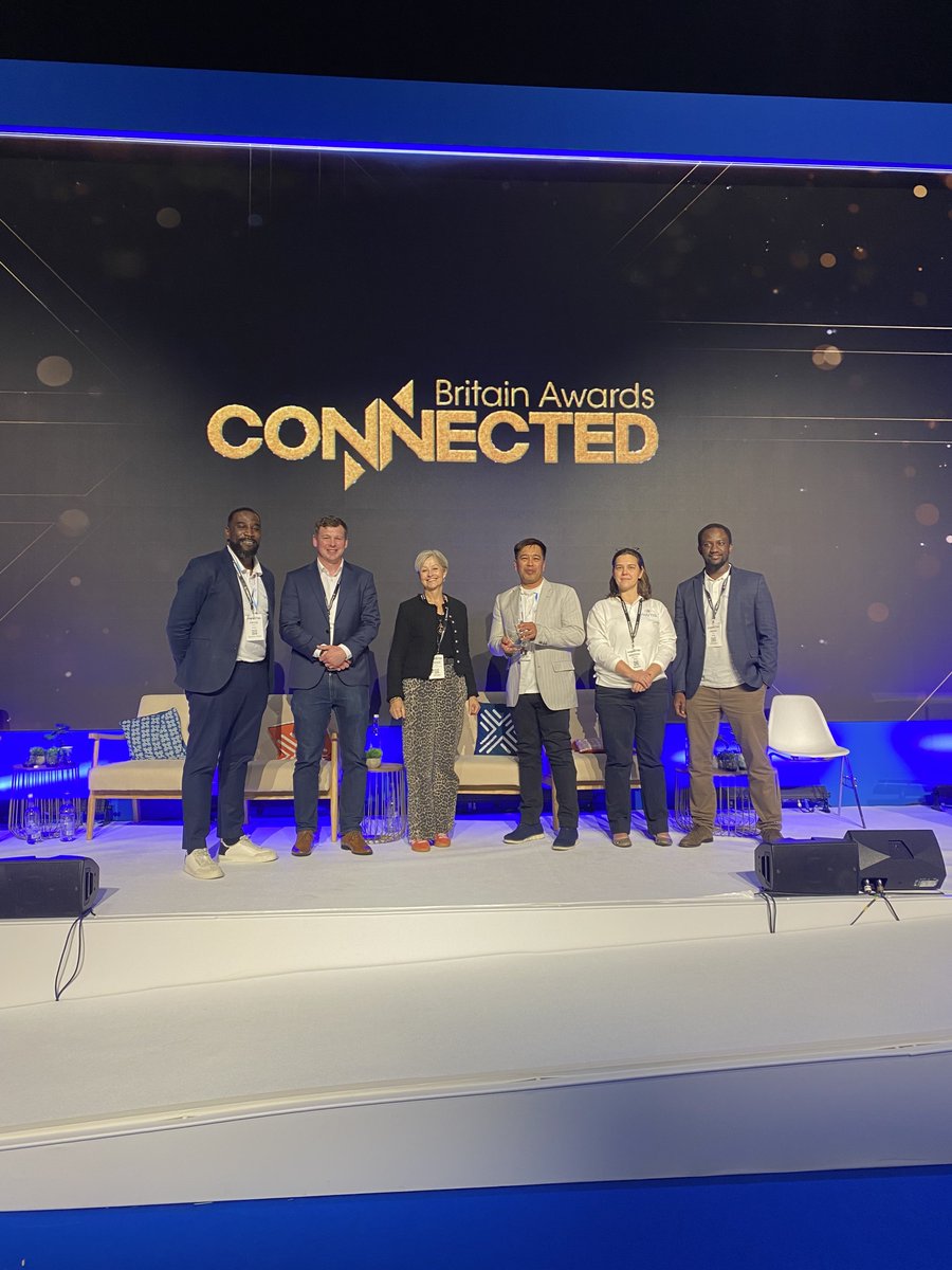 ConnectingCambs's tweet image. We did it! @ConnectingCambs won twice at #ConnectedBritain Awards 2025:

Smart Places: #COREHDD
Rising Star: Will Plant, our brilliant Digital Inclusion Lead

Huge thanks to our partners &amp;amp; congrats to Will—a true force for #DigitalInclusion: connectingcambridgeshire.co.uk/2025/09/25/con…

@totaltelecom