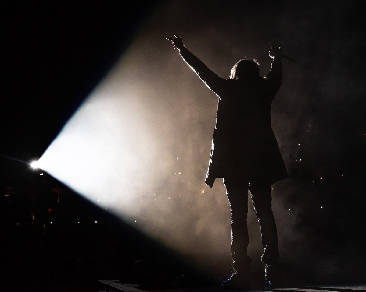 ListenIowa's tweet image. Breaking Benjamin/Three Days Grace, 9.23.25, Casey's Center, Des Moines.