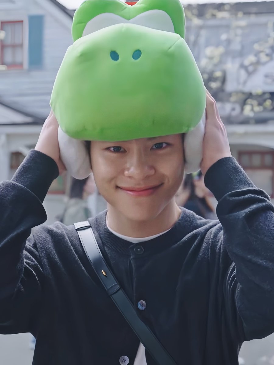 น้องไดโนมาร์คคคคคอายุกี่ขวบแล้วคับ 🦖

#MARCKRIS 
#BUSSINGJAPANEP8