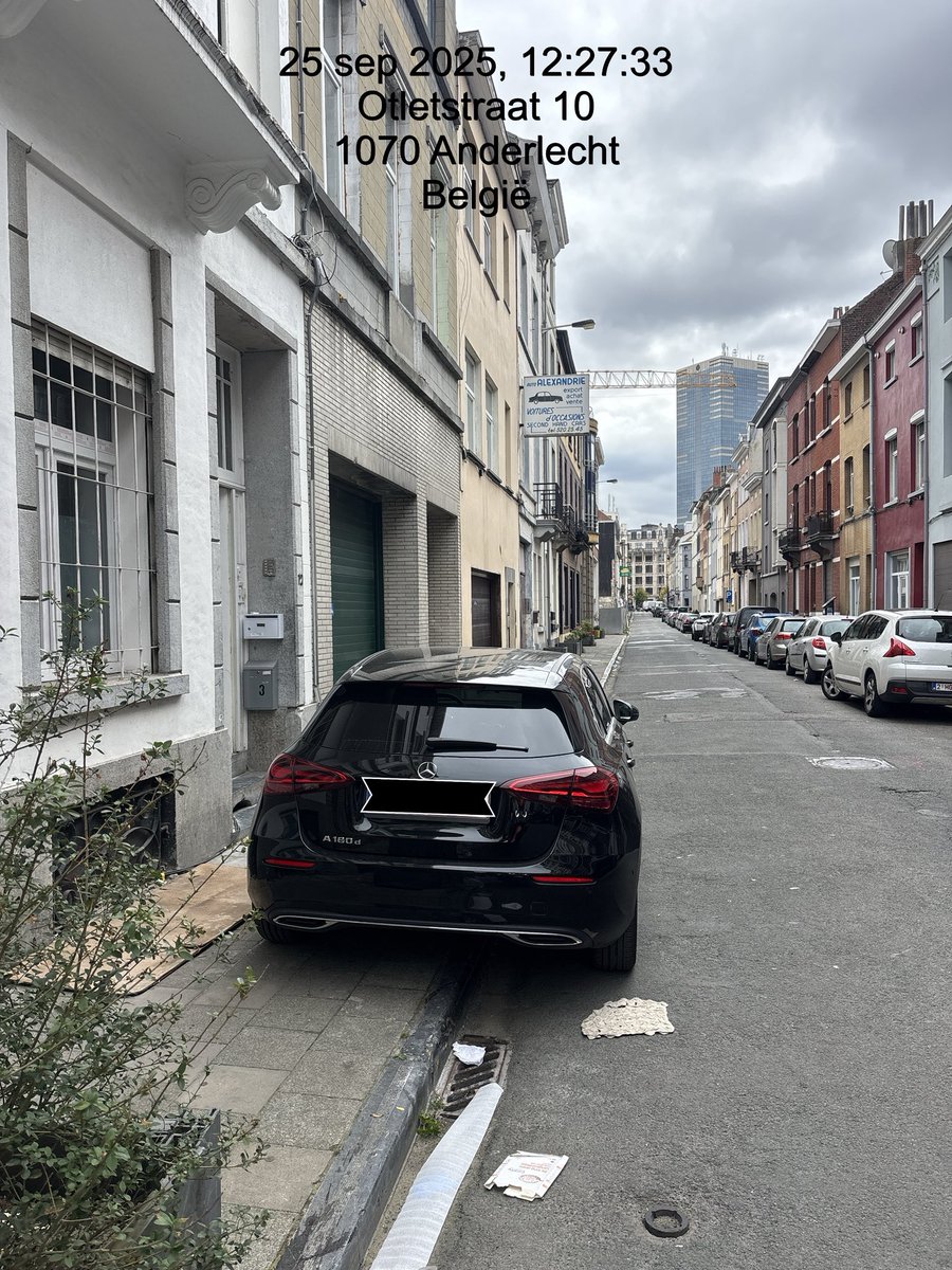 lap...weer op het voetpad !