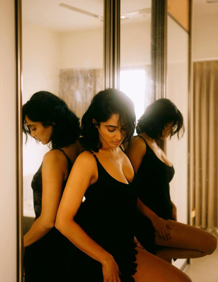 G1srUrNXwAAEe-e?format=jpg&name=900x900