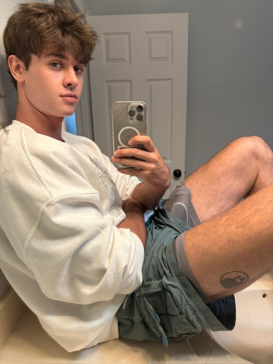 Me or your Boyfriend?