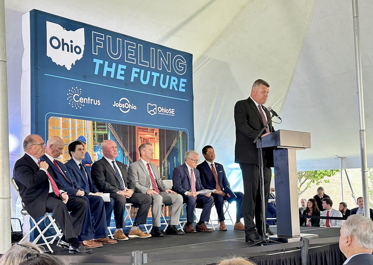 A truly great day for jobs, energy security, and the future of Ohio! 🎉

Centrus will bring Ohio back to the top as a leader in nuclear fuel. This initiative is projected to add nearly 1,300 new jobs! It was inspiring to hear from <a href="/GovMikeDeWine/">Governor Mike DeWine</a> and Amir Vexler, President &amp; CEO