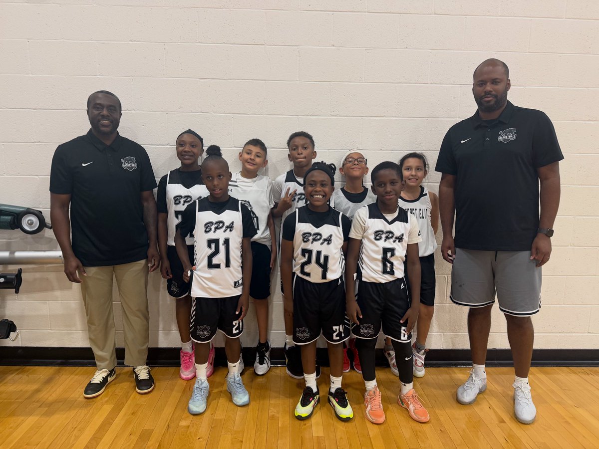 10U with Another win Last Night in the AV Dream League 🏀🔥

<a href="/JamalSlo/">Coach Sloan</a> <a href="/Coach_Ash_/">Coach Ash ™️</a>