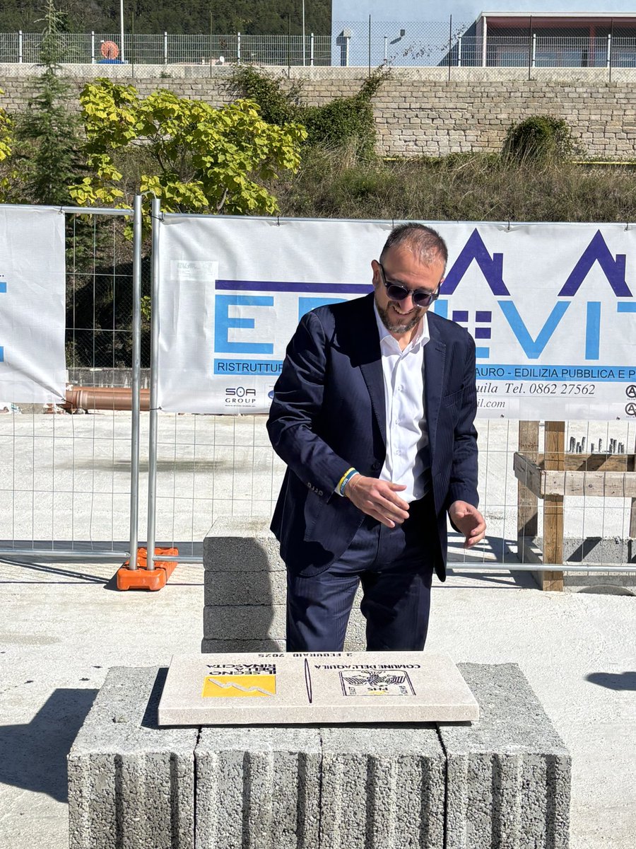 Posta la prima pietra per la nuova scuola dell’infanzia di Pettino-Vetoio.

La struttura sostituirà il Musp attuale e conterà 5 sezioni per 150 bambini.