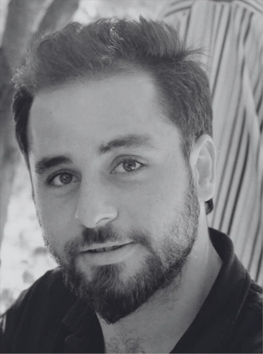 Anayasa Mahkemesi, Gezi direnişinde polisin saldırısı sonucu hayatını kaybeden Ahmet Atakan'ın ‘yaşam hakkının ihlal edildiğine’ yönelik karar verdi. 

AYM, Ahmet Atakan’ın ailesine 225 bin lira tazminat ödenmesine hükmetti.