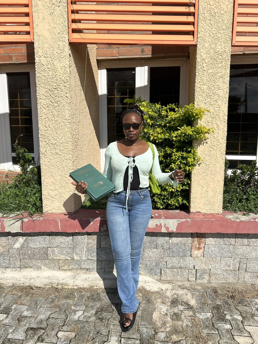 _bam_bam10's tweet image. Thank God 🙌