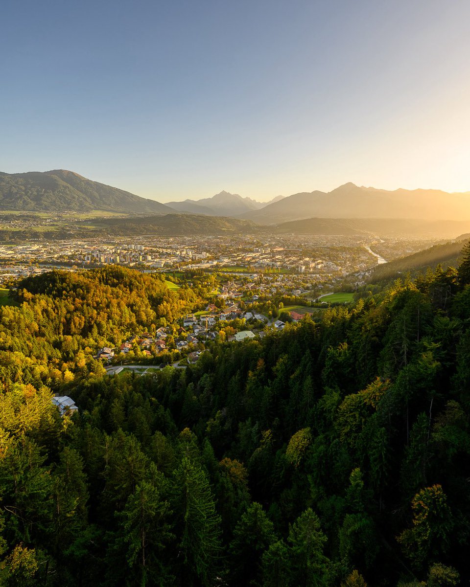 The colours of Autumn are slowly starting to show! 🍁🏔️

Who else is looking forward to seeing the mountains transform with the vibrant colours of the trees? 🍂

📷: Markus Mair #myinnsbruck