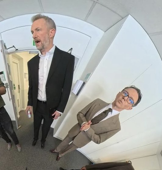 harperisarat's tweet image. 