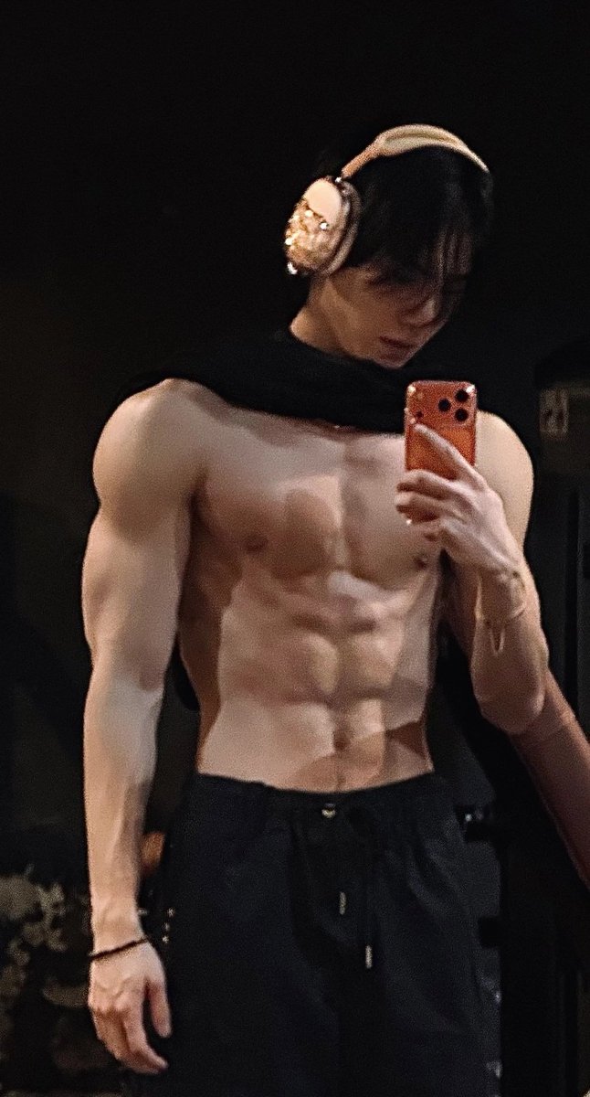 Soloist Hur Hyunjun #허현준