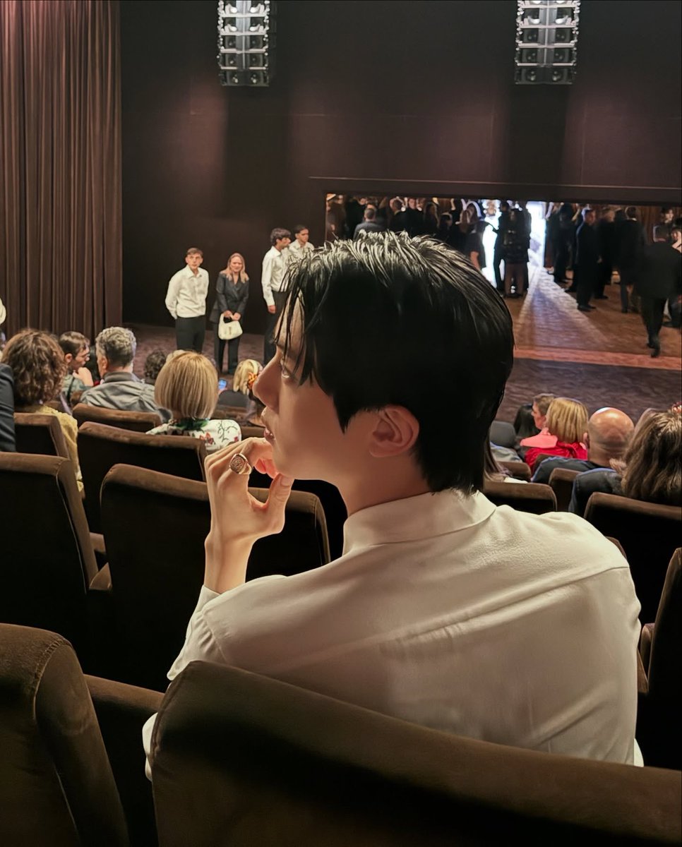 진짜 미쳤다…… 석진아