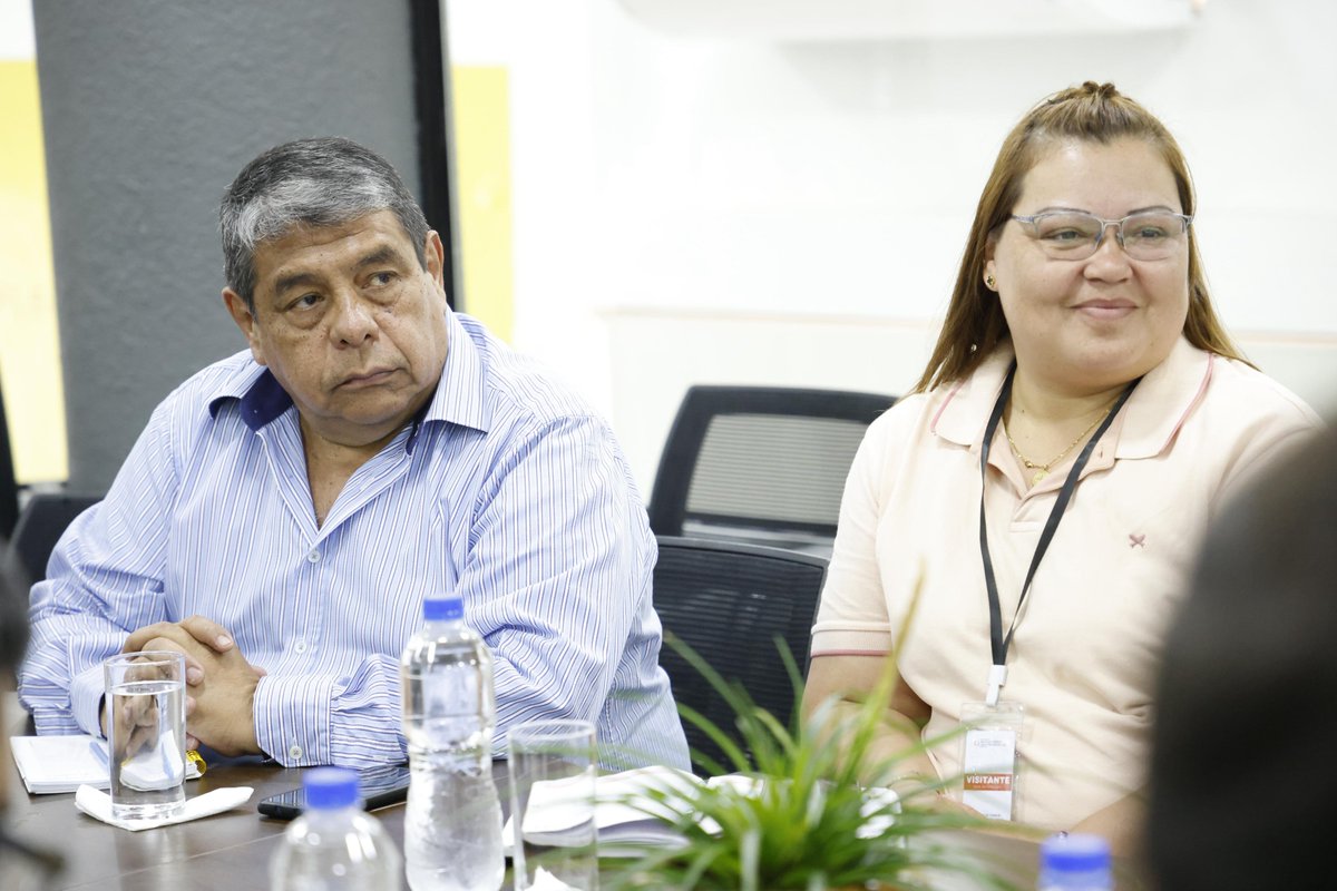 📝#MesaSindical| Análisis de la agenda de prioridades del sector trabajador

Autoridades del Ministerio de Trabajo y representantes de la Mesa Sindical del Paraguay se reunieron este jueves para dar seguimiento a los principales puntos de la agenda de interés del sector