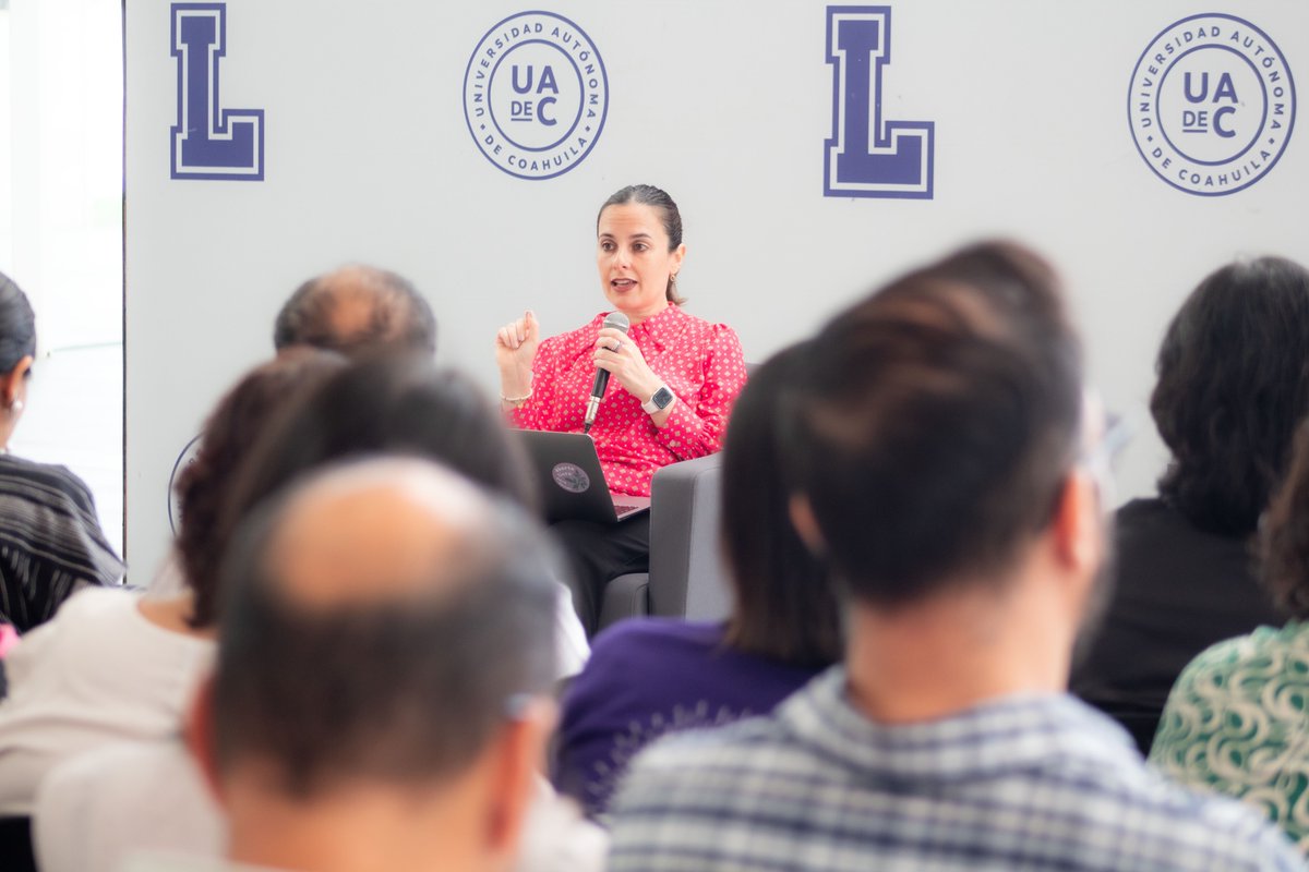 El día de hoy, la Dra. Irene Spigno, Directora General de la Academia IDH, participó en el VI Congreso Internacional Ética, Ciencia y Educación de la <a href="/UAdeC/">@UAdeC</a>  con la conferencia magistral “La humanización de la educación jurídica”.

El Congreso es un espacio académico de alto