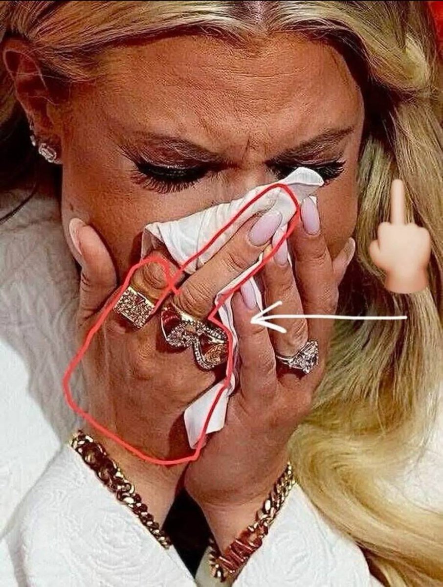 She’s showing the middle finger to the people who believed her performance.