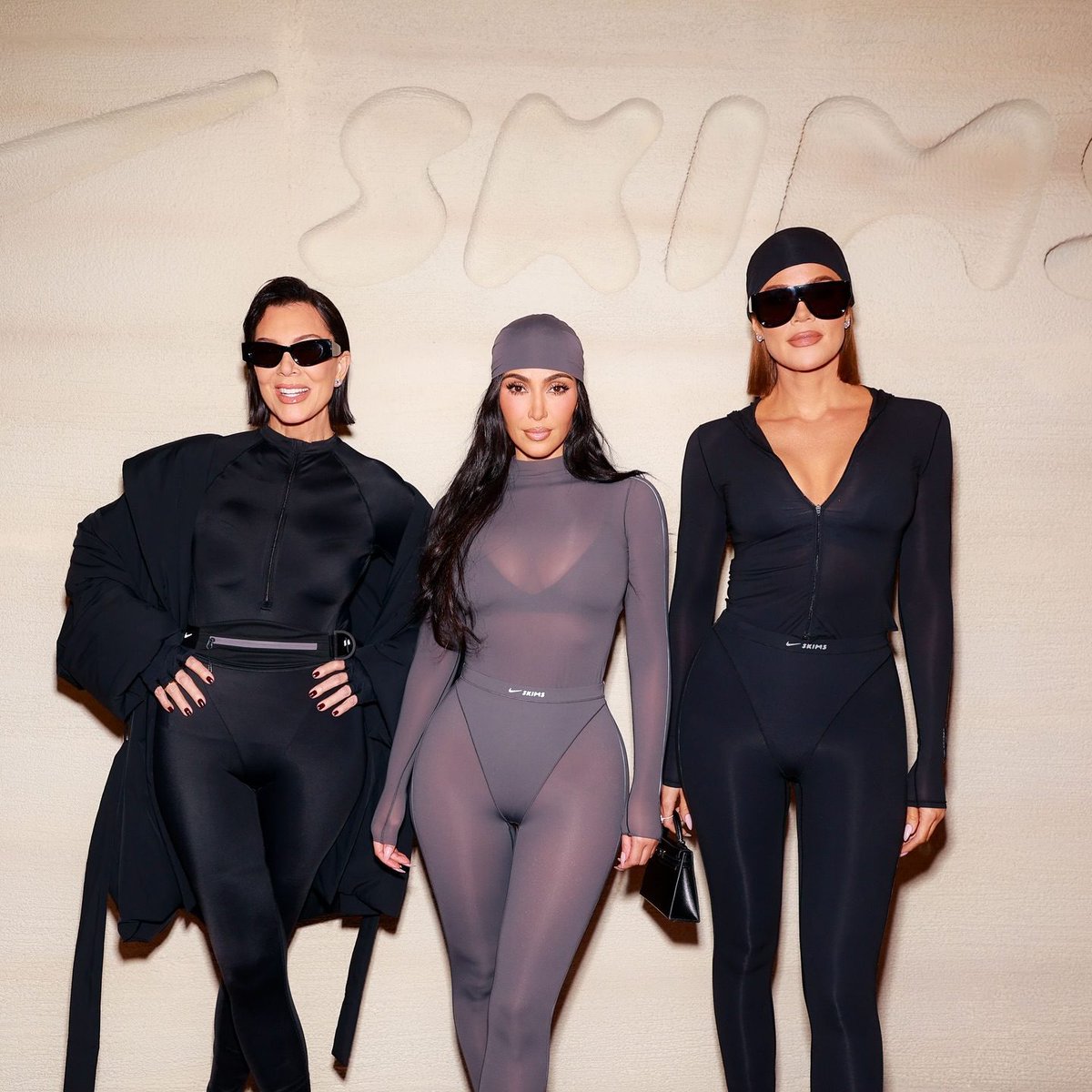 Virtual Reali-Tea by Page Six on X: "I'm telling my kids these were the Avengers... Kim, Khloe, and Kris stun in new Nike x Skims at the collaboration's launch party last night.🖤