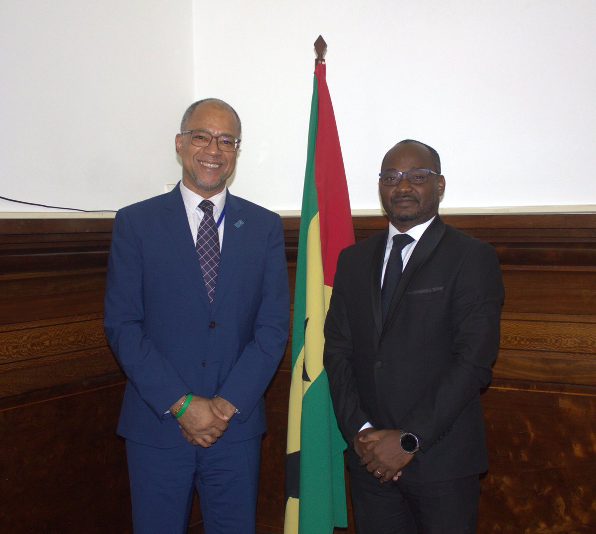 UndpStp's tweet image. Today, #UNDPSTP met with the Minister of Agriculture, Fisheries &amp;amp; Rural Development 
At the heart of the discussion: strengthening cooperation, accelerating agricultural growth, creating jobs, reducing inflation, and advancing sustainability in São Tomé and Príncipe.#Cooperation